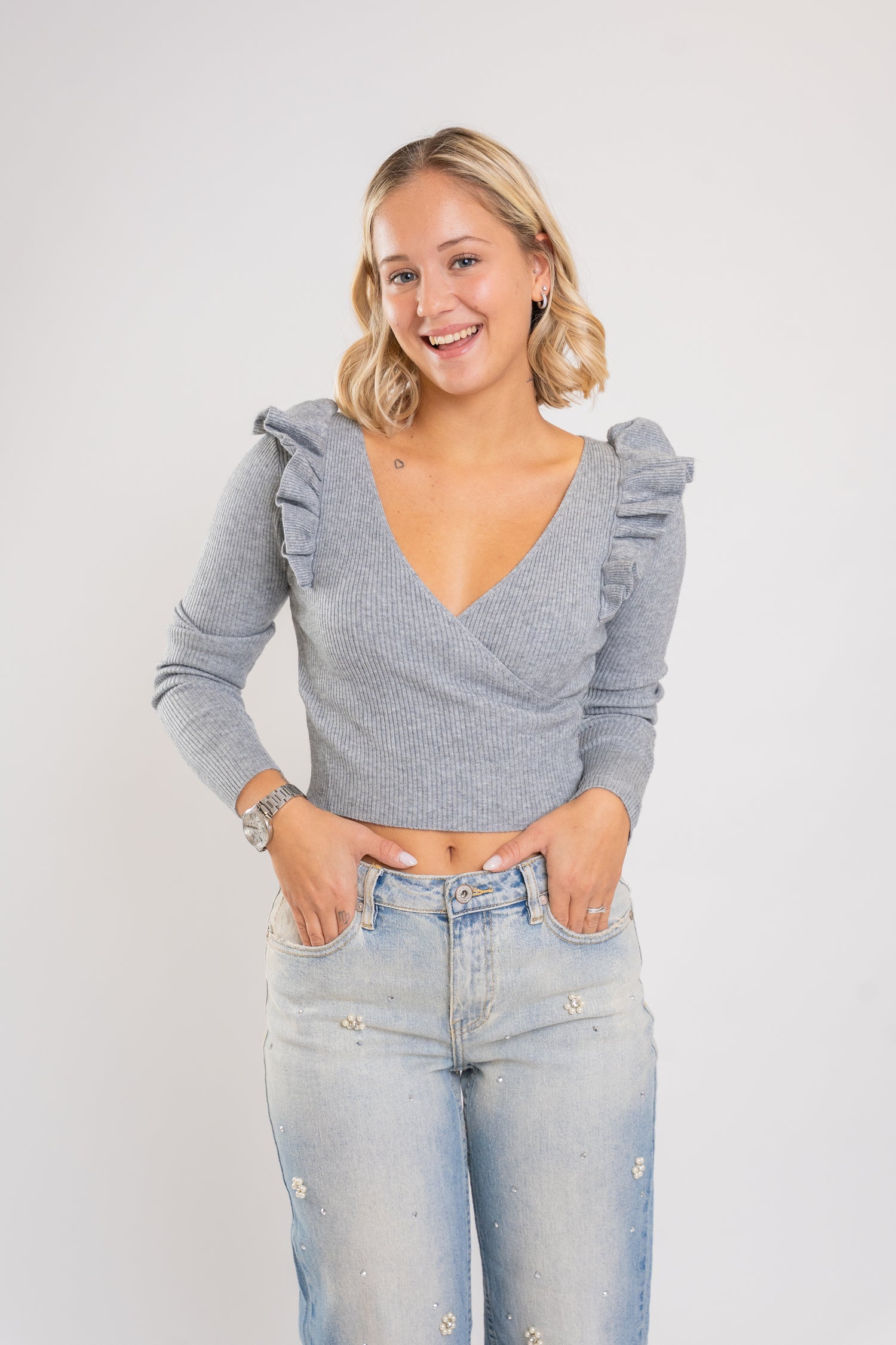 Majica z volančki - siva